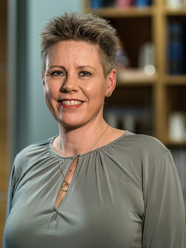 Bjarnheiður Hallsdóttir
